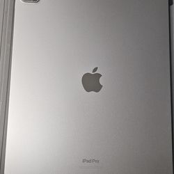 Apple Ipad Pro 12.9 6th Gen 128gb Like New 
