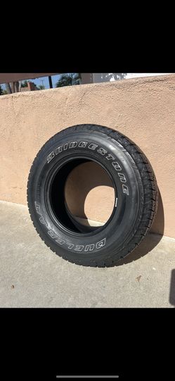 BRIDGESTONE Tire P245/75R16