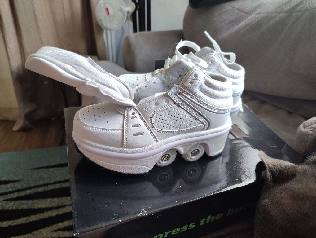 Light Up USB ROLLER SKATING SSNEAKERS