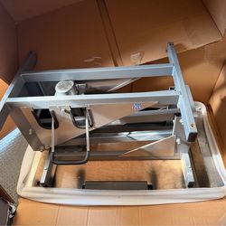 Groomer's Best Hydraulic Grooming Table