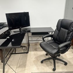 Computer Desk With TV And Chair Included 