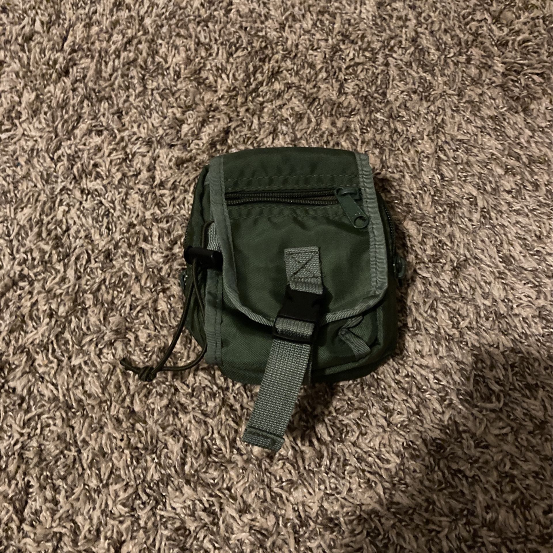 Universal Pouch