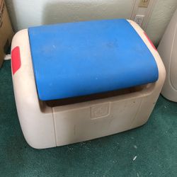 Step 2  Chest Toybox