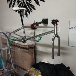 SUPER CROSS 24" FRAME 