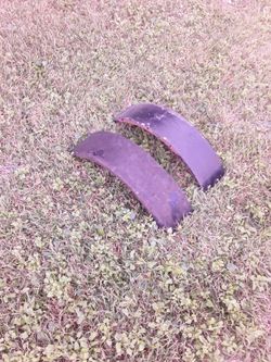 (2) Metal Fenders