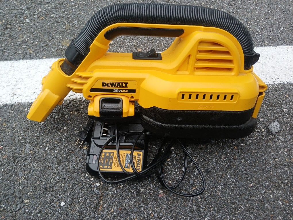 Dewalt Vaccum And Drill 