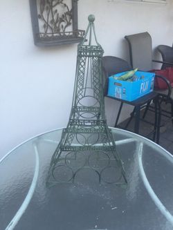 Eiffel Tower wine rack