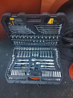DeWalt 247 piece mechanics tool set.