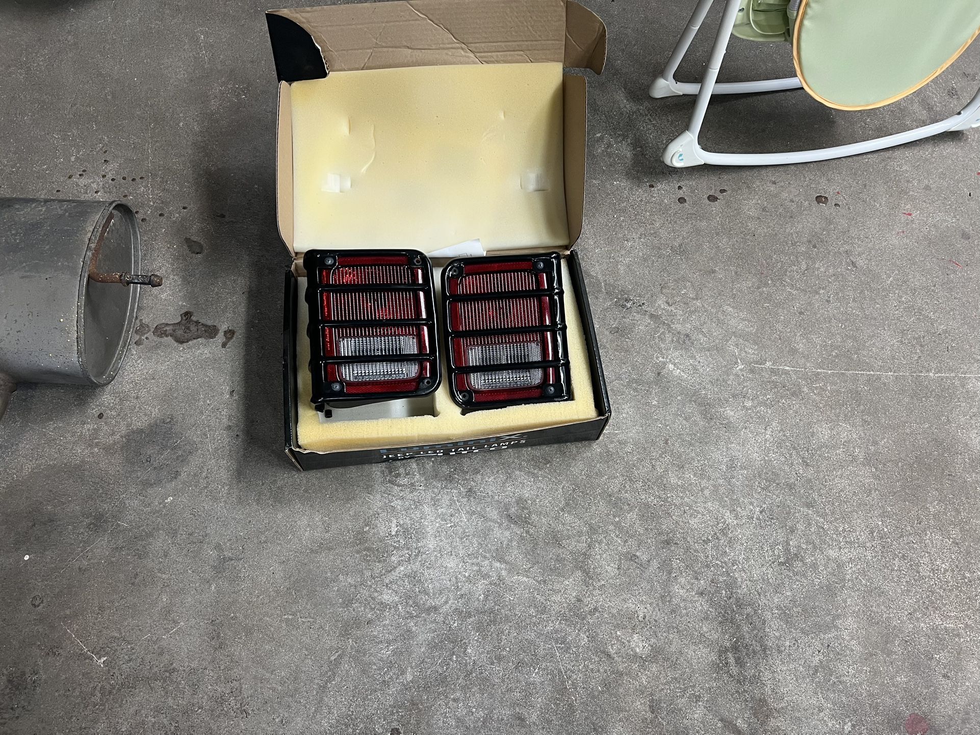 ‘15 Wrangler OE Rear Brake Lights