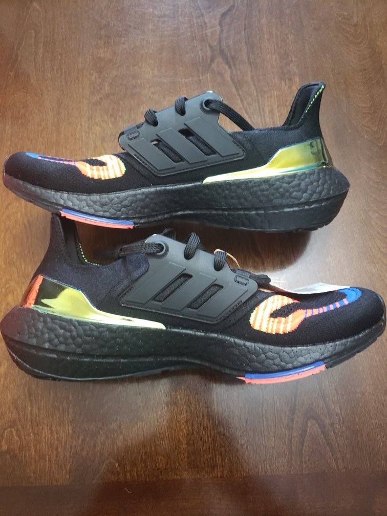 adidas Ultraboost 22 Linear Black Energy Multicolor Shoes (HQ0965