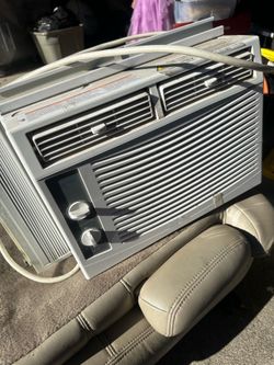 Air conditioner $60 obo Placentia