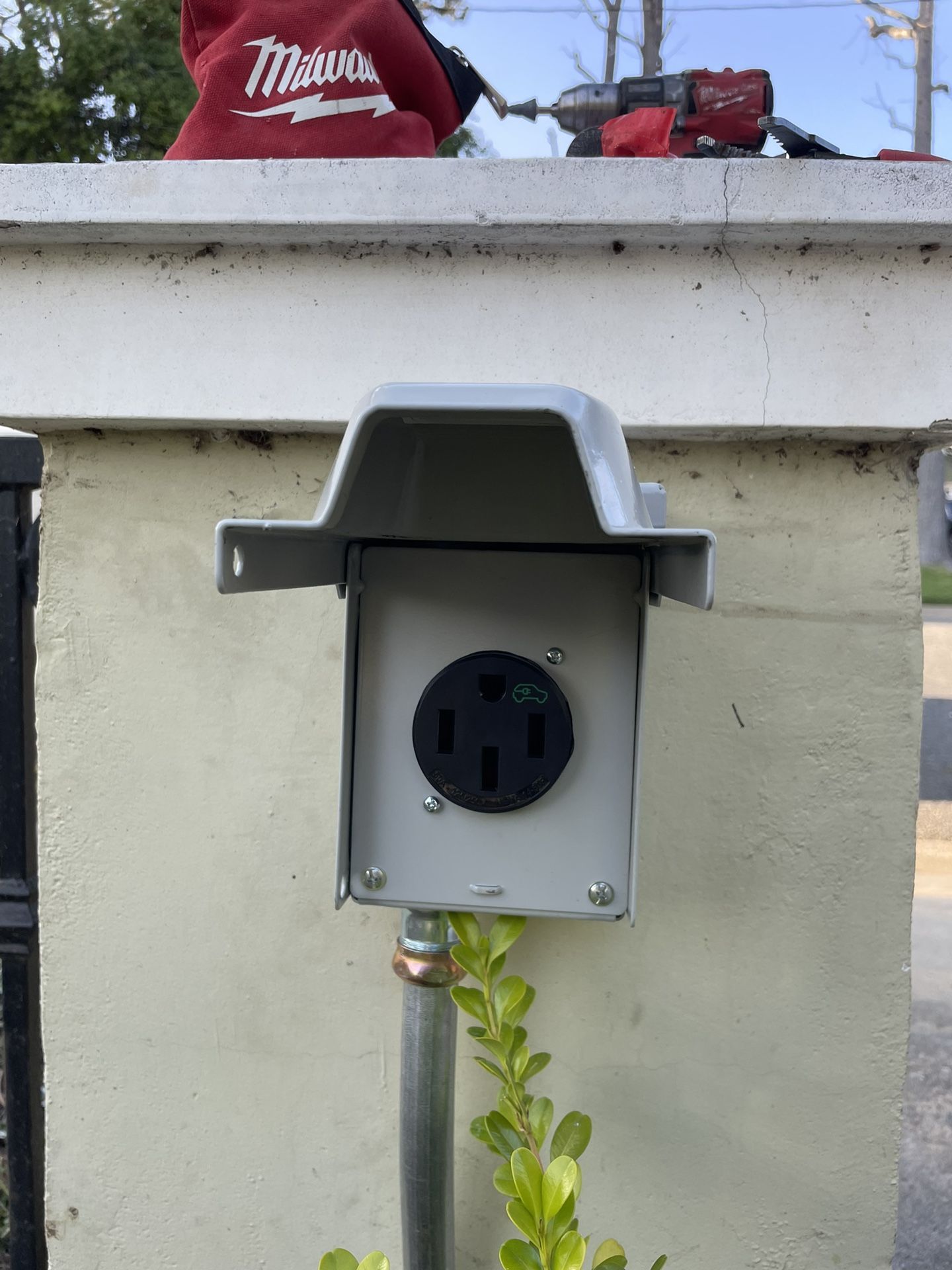 Tesla Wall Connector Charger EV Car Charger Nema 1450 Outlet