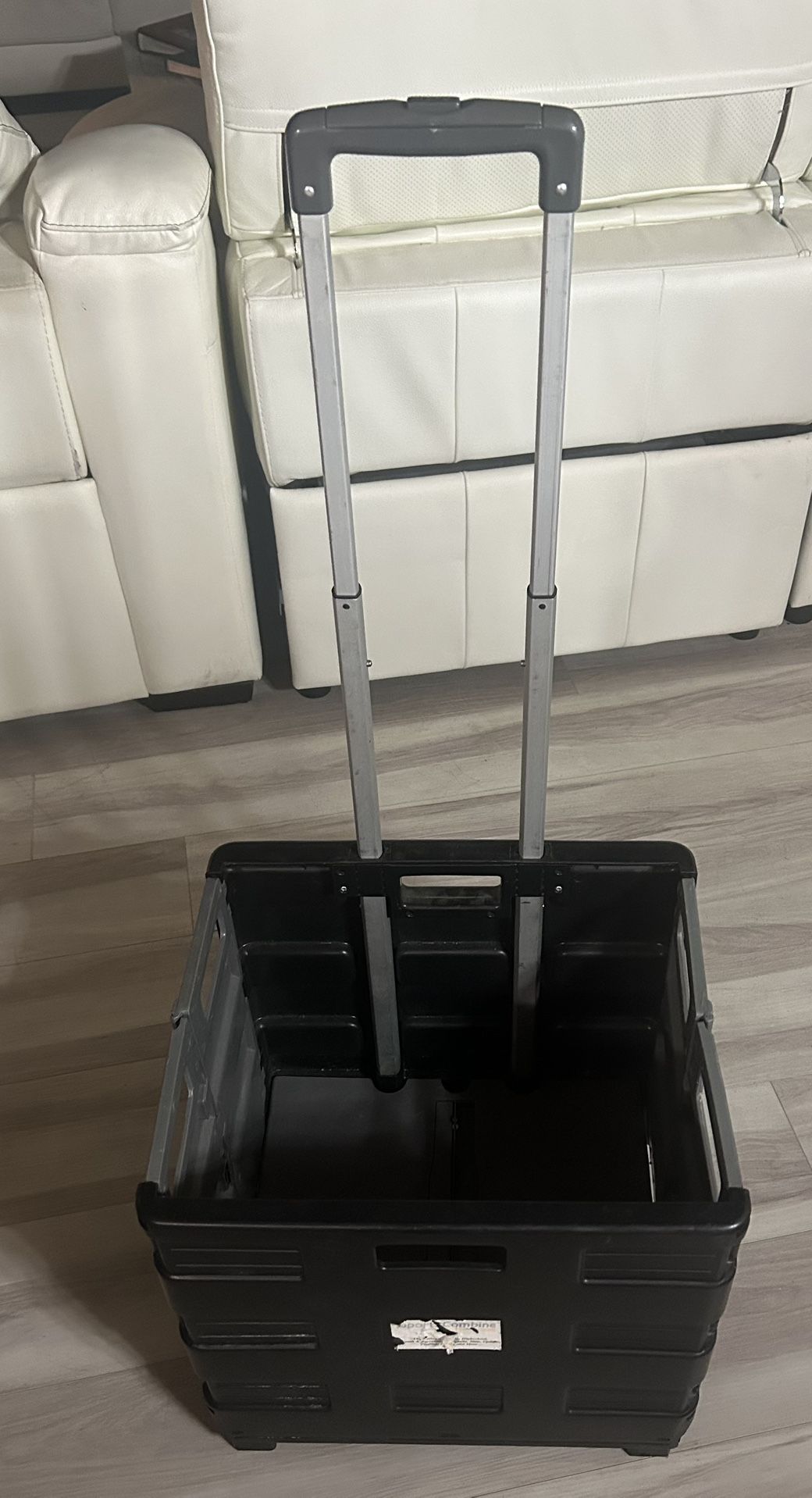 🔥🔥Foldable Rolling Crate! . Yours For Just $$15🔥🔥