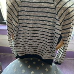 BarIII Light Weight Sweater 
