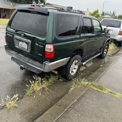 1999 Toyota 4 Runner 4x4