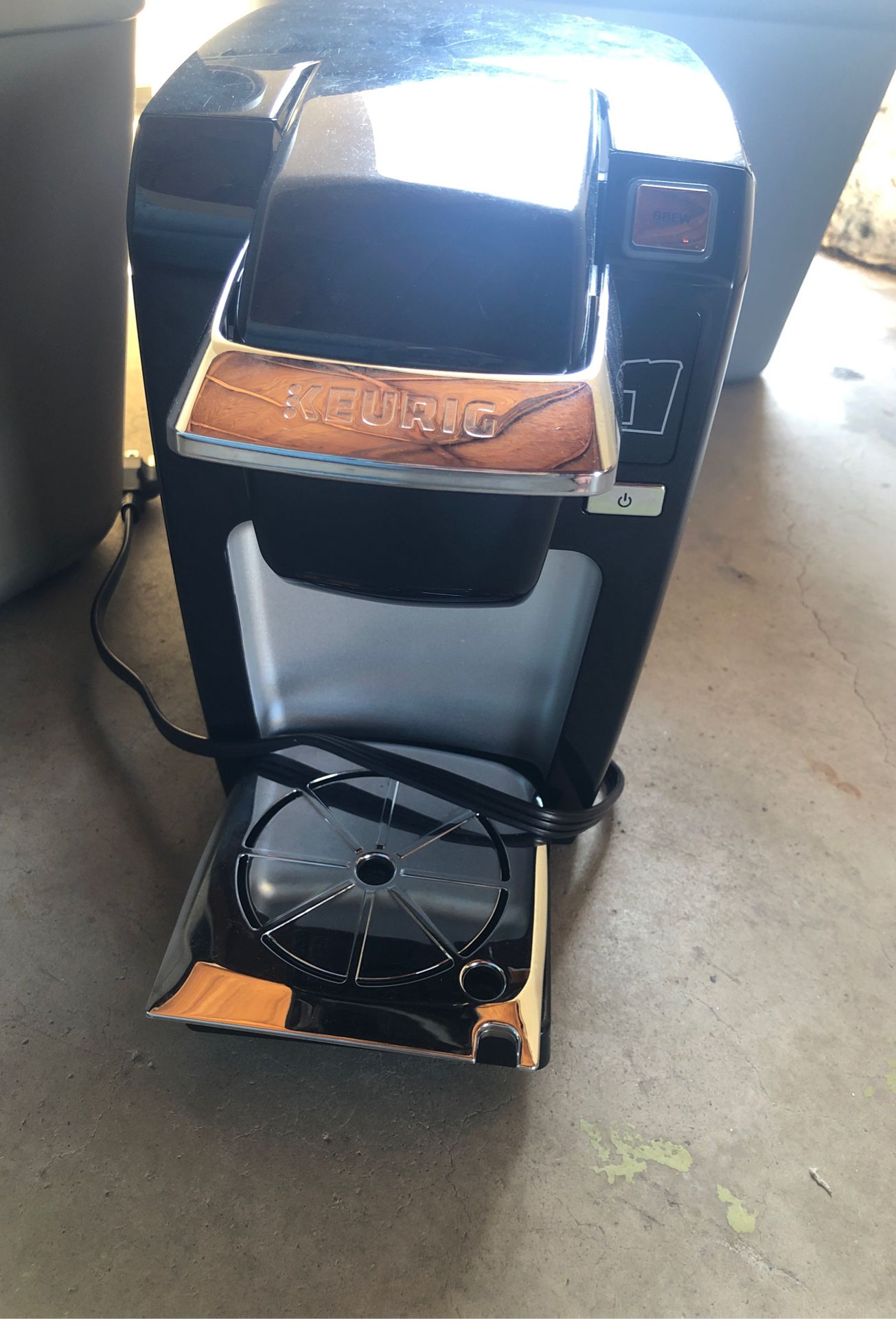 Keurig $10 used twice GOES TODAY