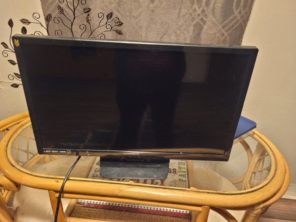 Sanyo 24" Hdmi LED TV