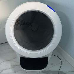 Whisker Litter-Robot 4 - WiFi Enabled Automatic Self-Cleaning Cat Litter Box, White
