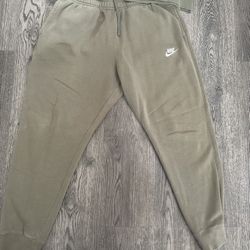 Nike Joggers