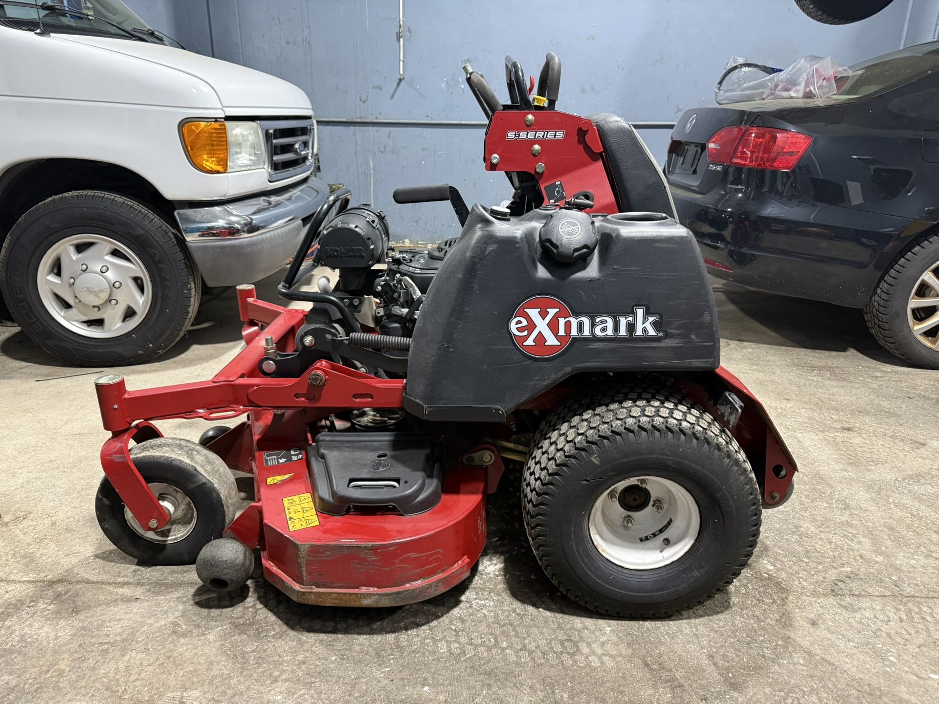 Exmark Vertex S-Series 25 HP* Koh EFI ECV740 w/52" UltraCut Series 4 Deck
