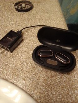 Air plugs
