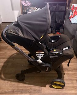 Doona Black Car Seat Stroller