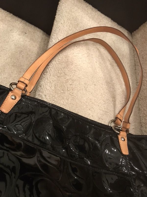 COACH LEAH EMBOSSED PATENT LEATHER TOTE SHOULDER
