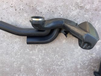 OEM 2000-06 GMC Chet Suburban Tahoe Air Intake Resonator Duct Tube