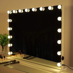 Lighted Vanity Mirror with Light