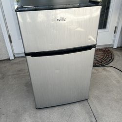 Stainless Steel Mini Fridge With Freezer