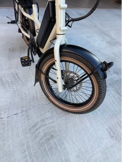 Specialized Haul ST E-Bike – Excellent Condition – Low Miles – Cargo Rack Included