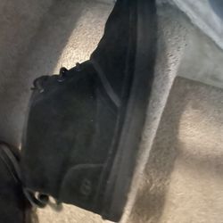Uggs Neumel TRADES ONLY