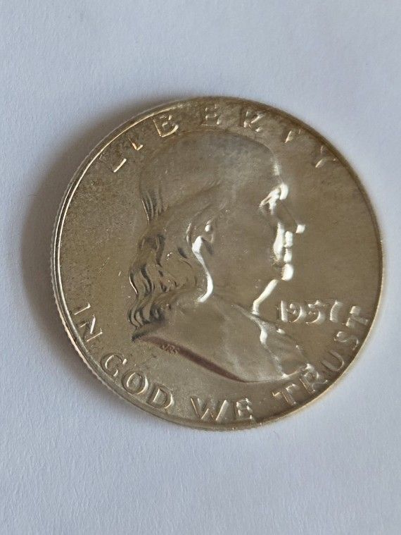 1957d BU Franklin Half Dollar