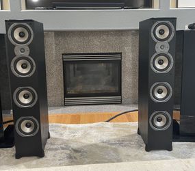 Polk Audio TSI500 Floorstanding Speakers (Black)