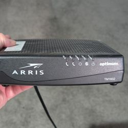 Arris Optimum Cable Modem TM1602