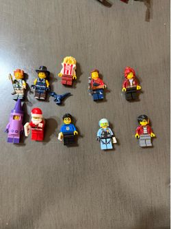 random  minifigures