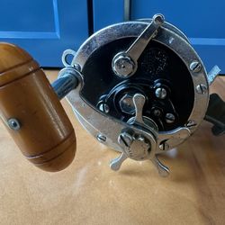 Vintage Penn Reel Senator 6/0 