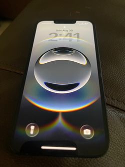 PRISTINE CONDITION UNLOCKED IPHONE 16e