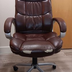 Silla giratoria con brazos