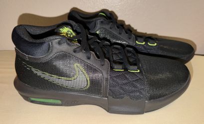 NWOT Nike Lebron Witness 8 Black Volt Mens Size 14 - FB2239 002