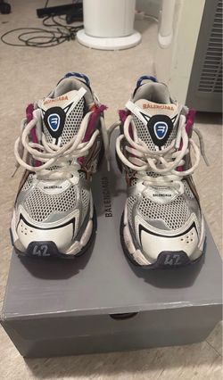 Balenciaga runners