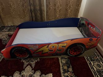 Pixar Wood Toddler Bed With Mattress