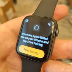 Like New 44mm Series 4 Apple Watcb