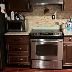 Se Renta Cuarto Con Cocinita Entrada Independiente Todo Incluido