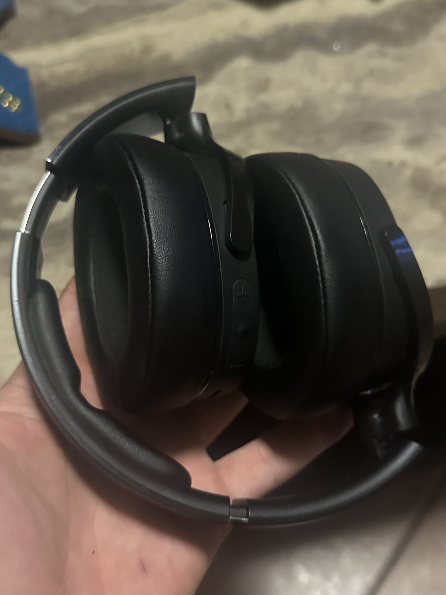 Skullcandy Hesh Bluetooth Wireless Headphones