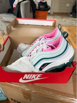 Brand New Woman's Nike Air Max 97 GS size 6Y