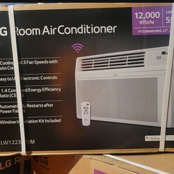 LG Air conditioner 12,000 btus