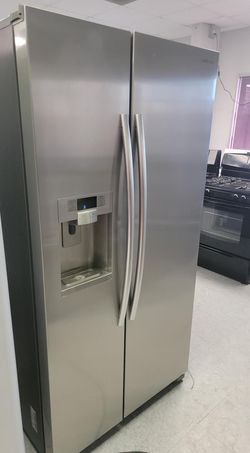 Samsung Side-by-Side Stainless Steel Refrigerator