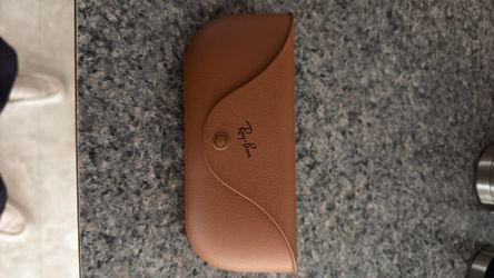 Ray-Ban WAYFARER