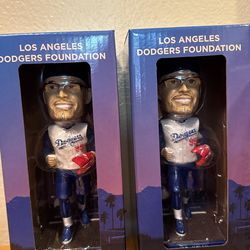 Bobble Head